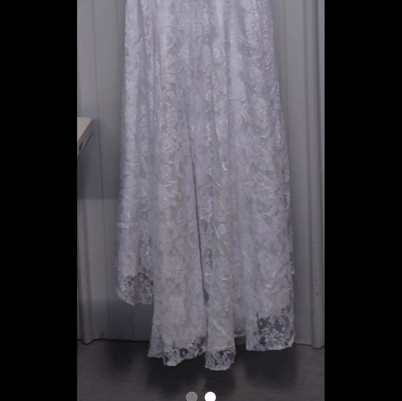Wedding Dress - Picture 3 of 4